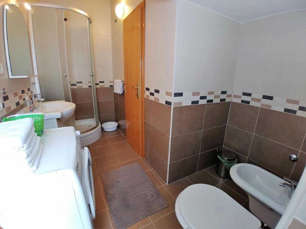 Penthouse Studio With Sea View Makarska Bagian luar foto